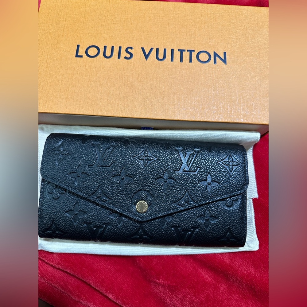 Louis Vuitton Empreinte Leather Sarah wallet